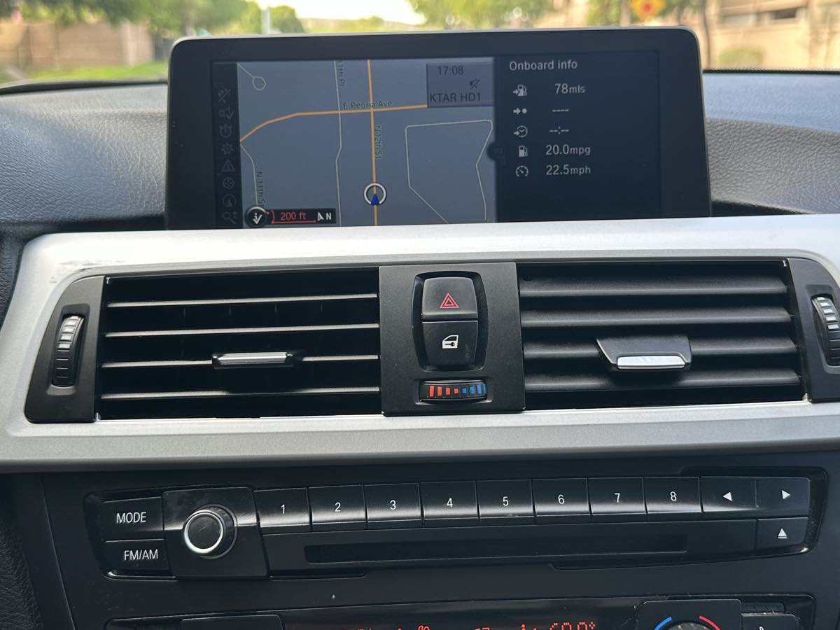BMW 3 Series photo 36