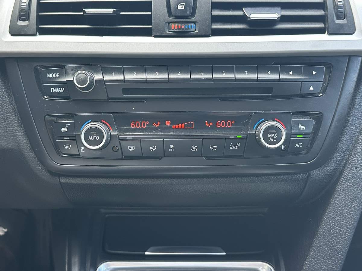 BMW 3 Series photo 41