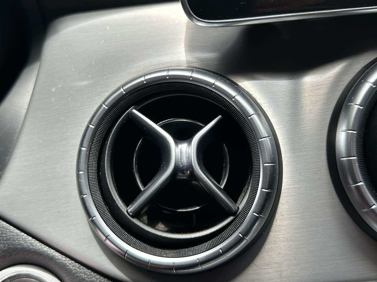 2016 Mercedes-Benz CLA-Class CLA250 - Photo 25