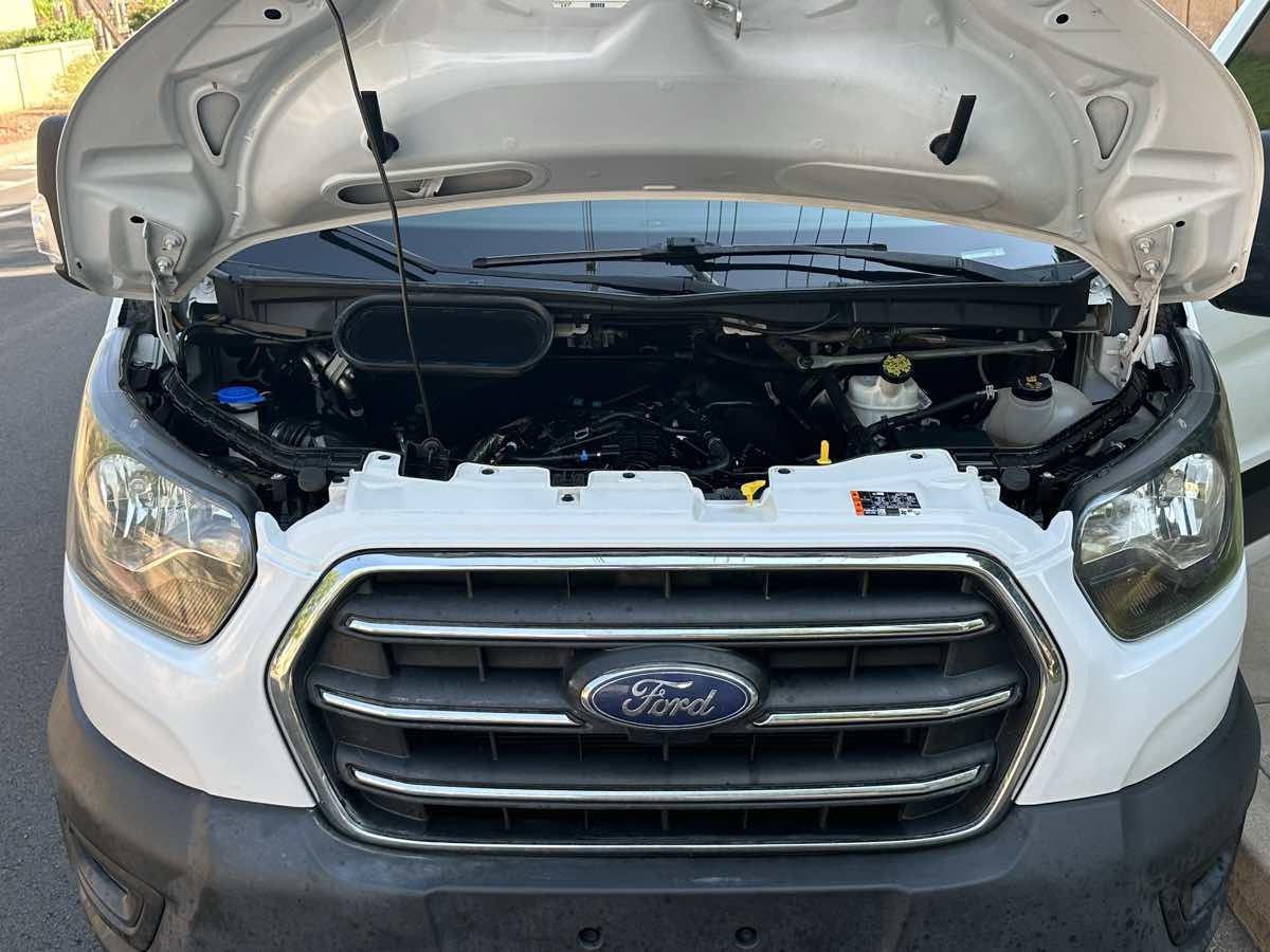Ford Transit photo 55