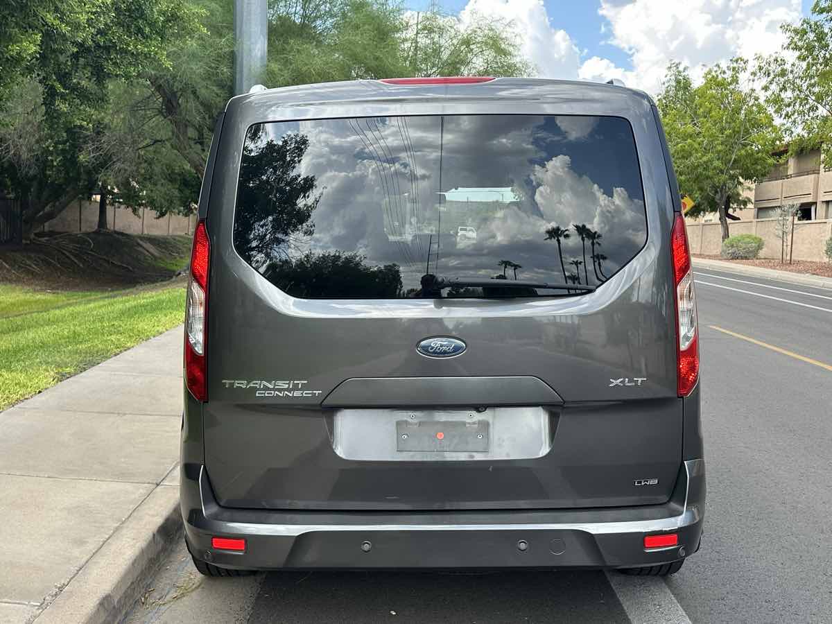 Ford Transit Connect photo 6