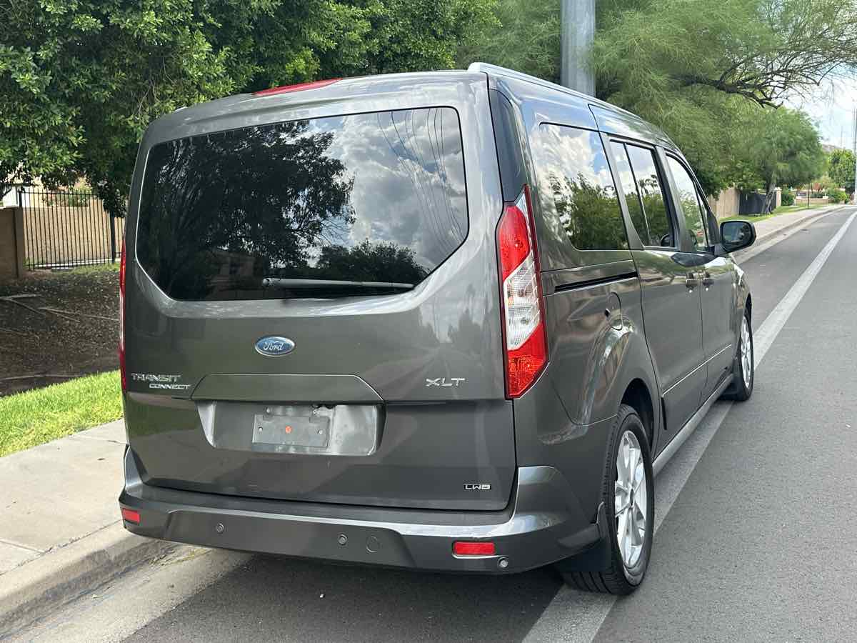 Ford Transit Connect photo 7
