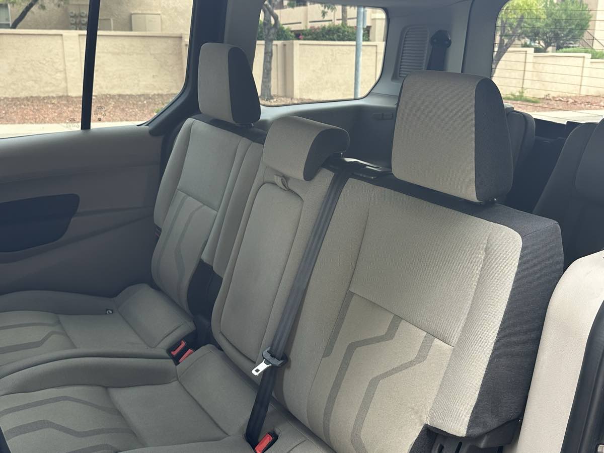 Ford Transit Connect photo 15