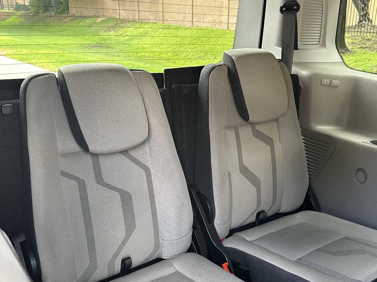 Ford Transit Connect photo 20