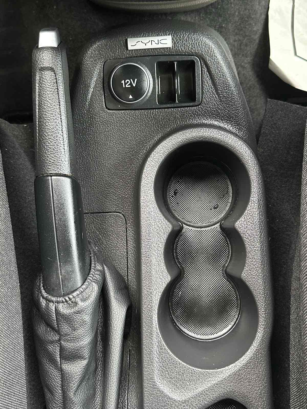 Ford Transit Connect photo 32