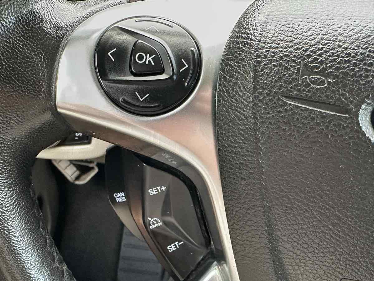 Ford Transit Connect photo 33