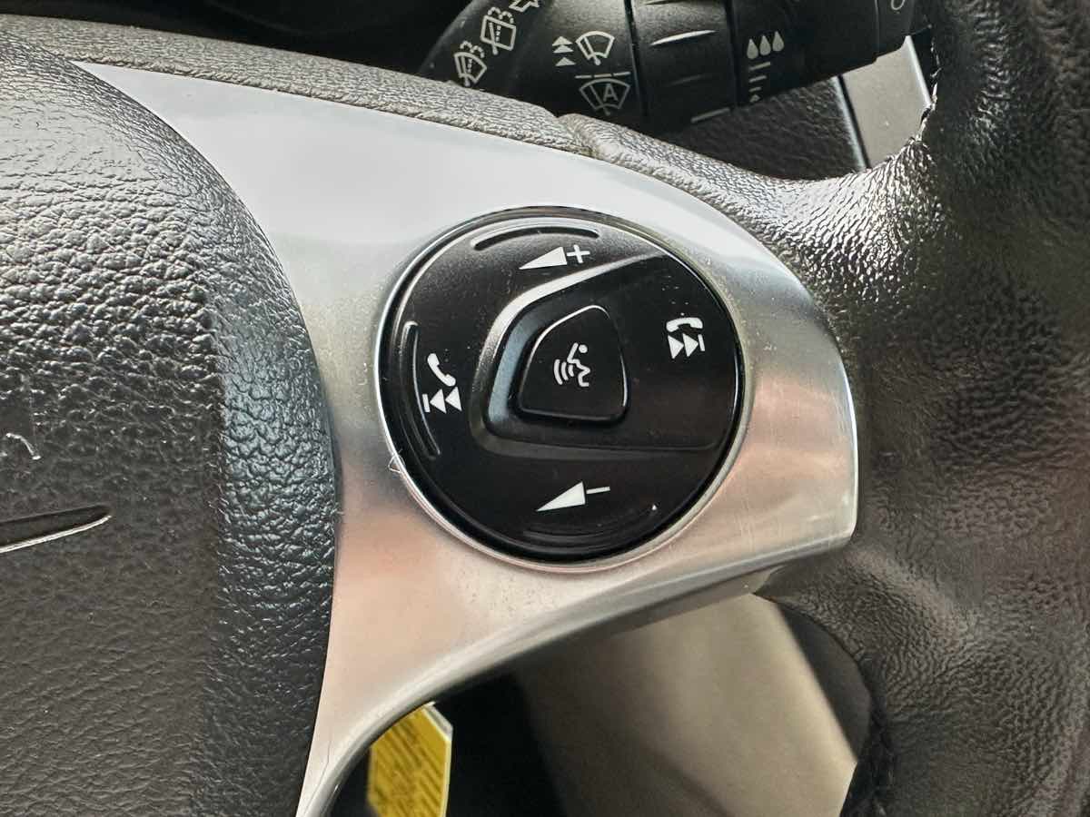 Ford Transit Connect photo 35