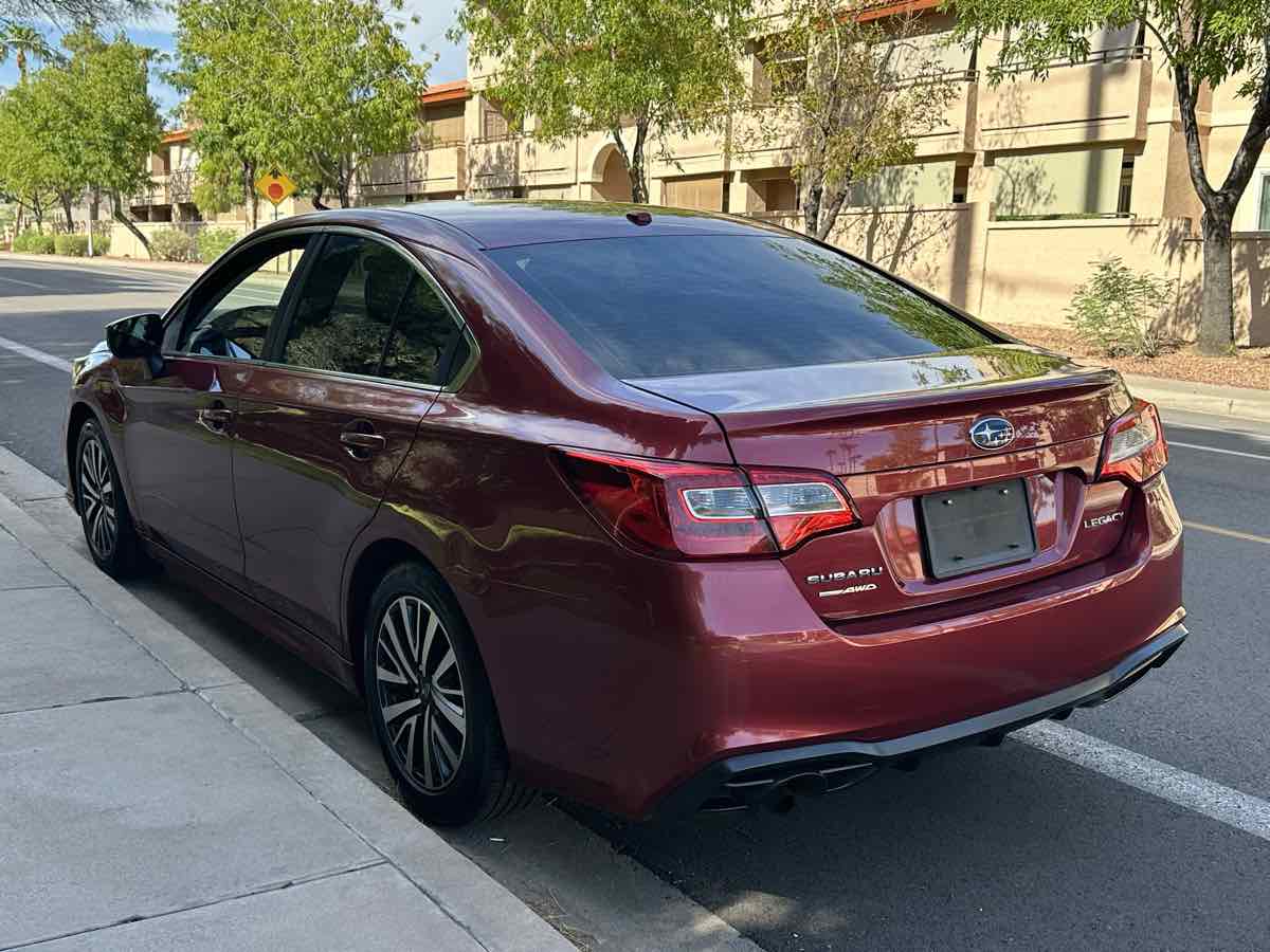 Subaru Legacy photo 6