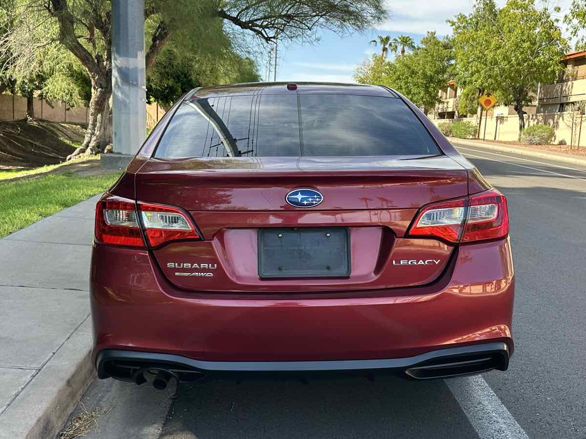 Subaru Legacy photo 7