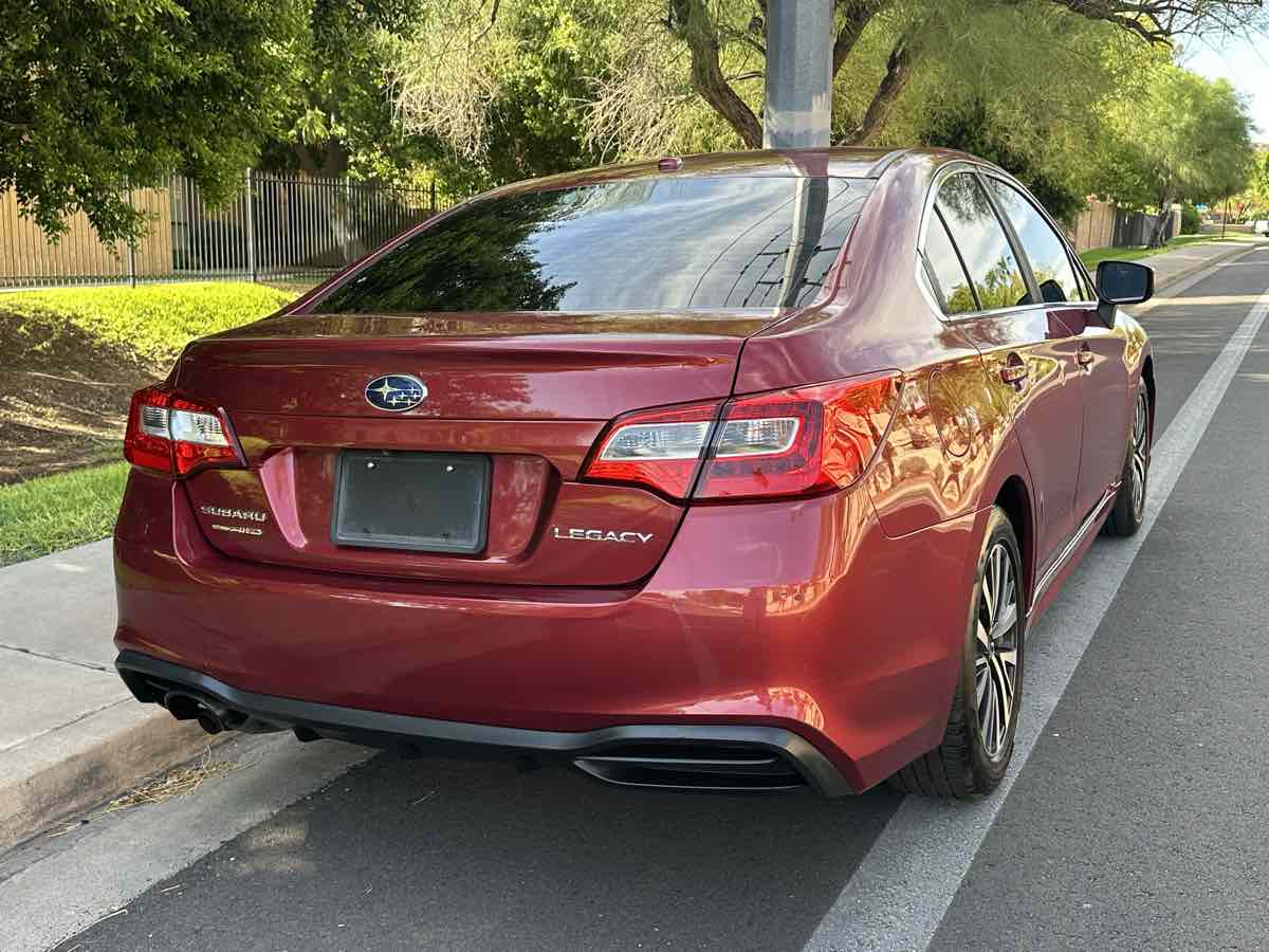 Subaru Legacy photo 8