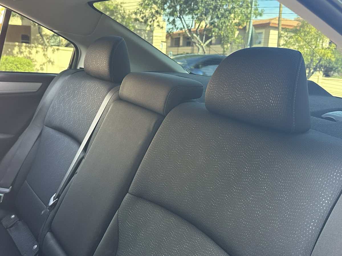 Subaru Legacy photo 14