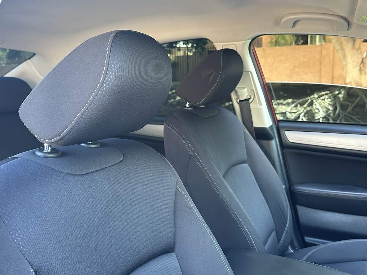 Subaru Legacy photo 22