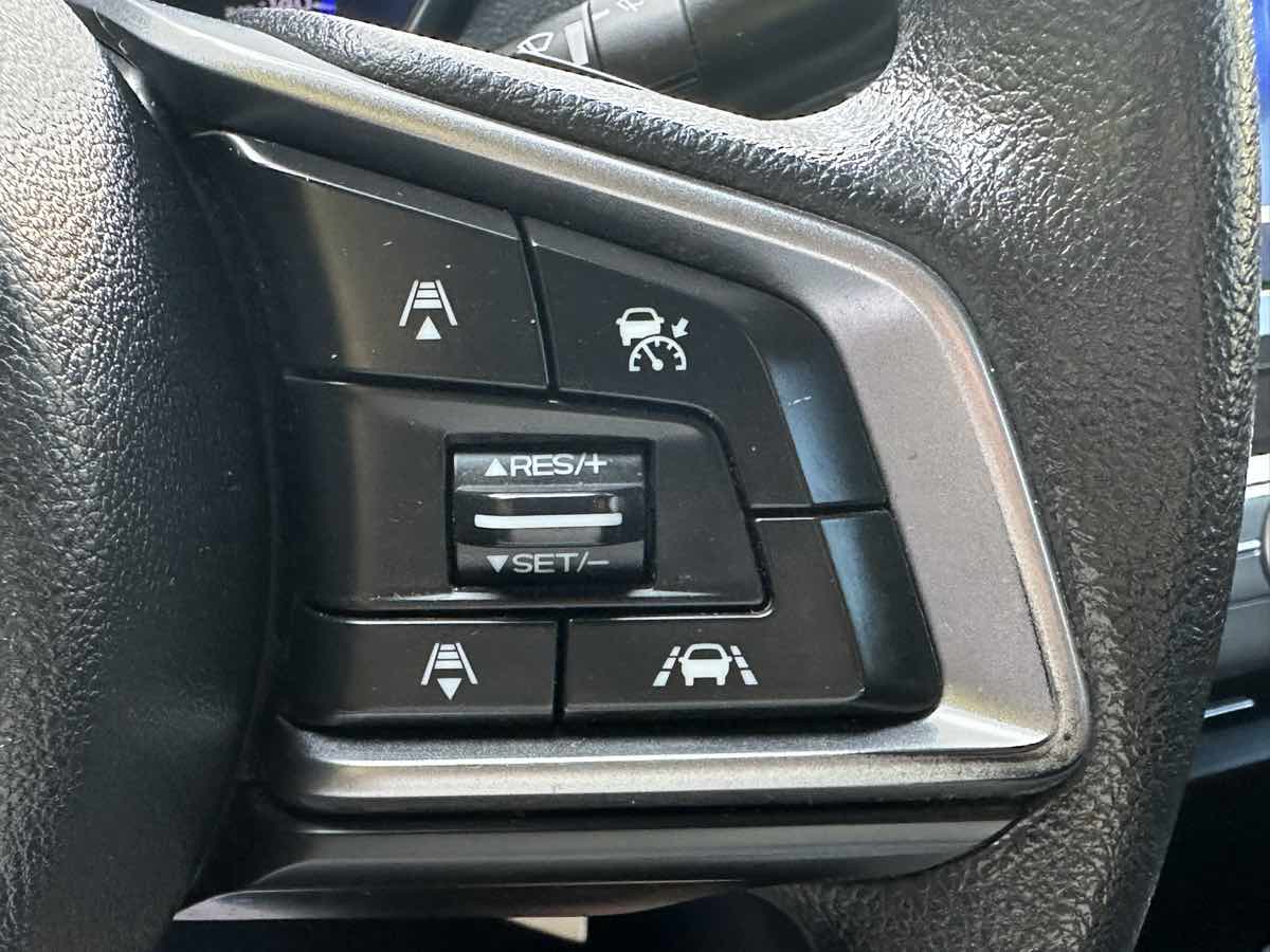 Subaru Legacy photo 26
