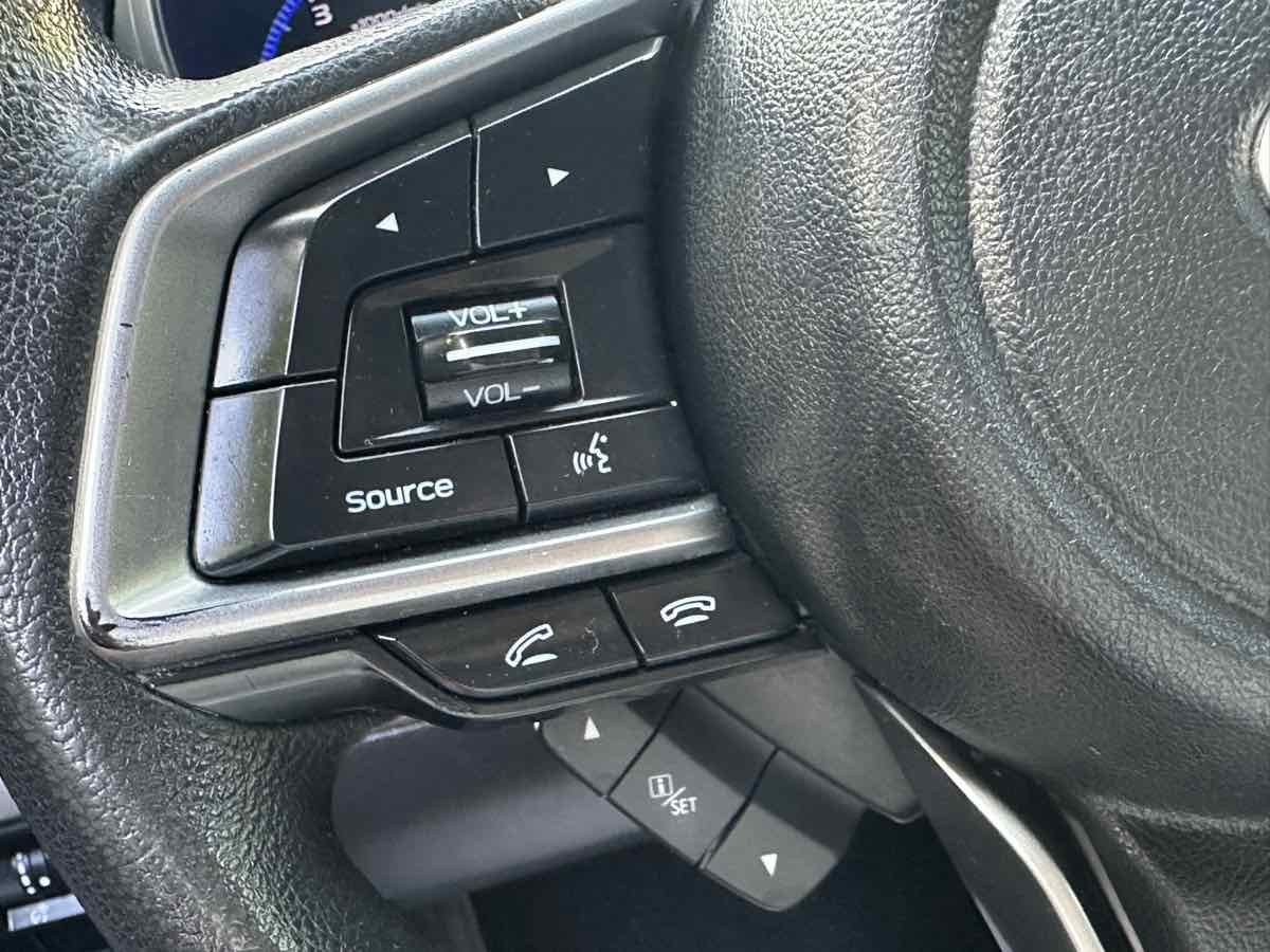 Subaru Legacy photo 30