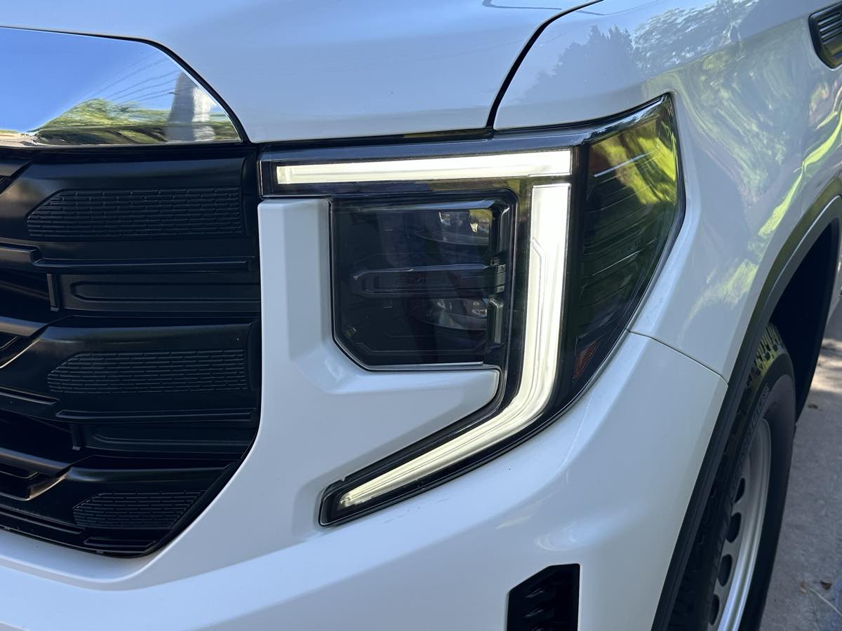 GMC Sierra photo 49