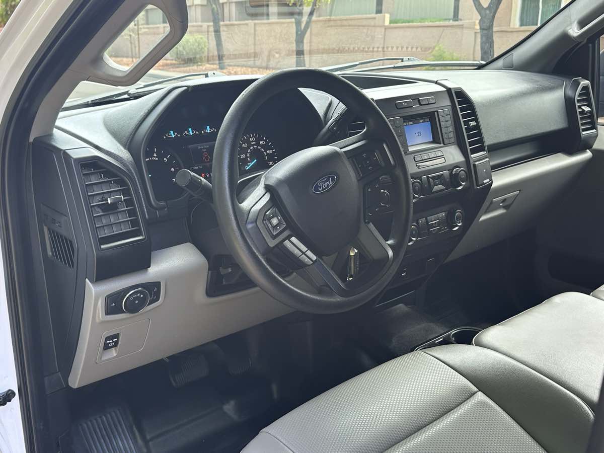 Ford F-150 photo 14