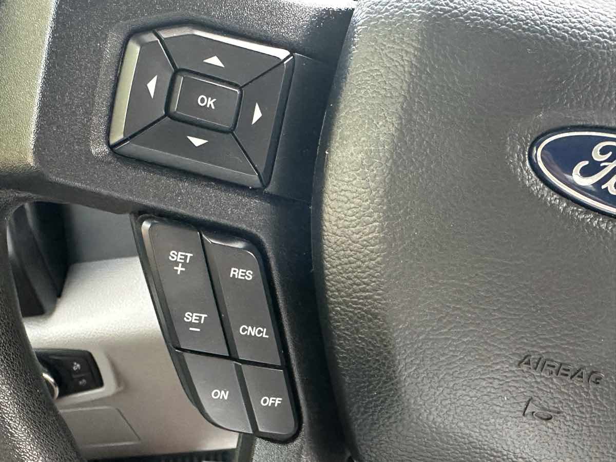 Ford F-150 photo 22