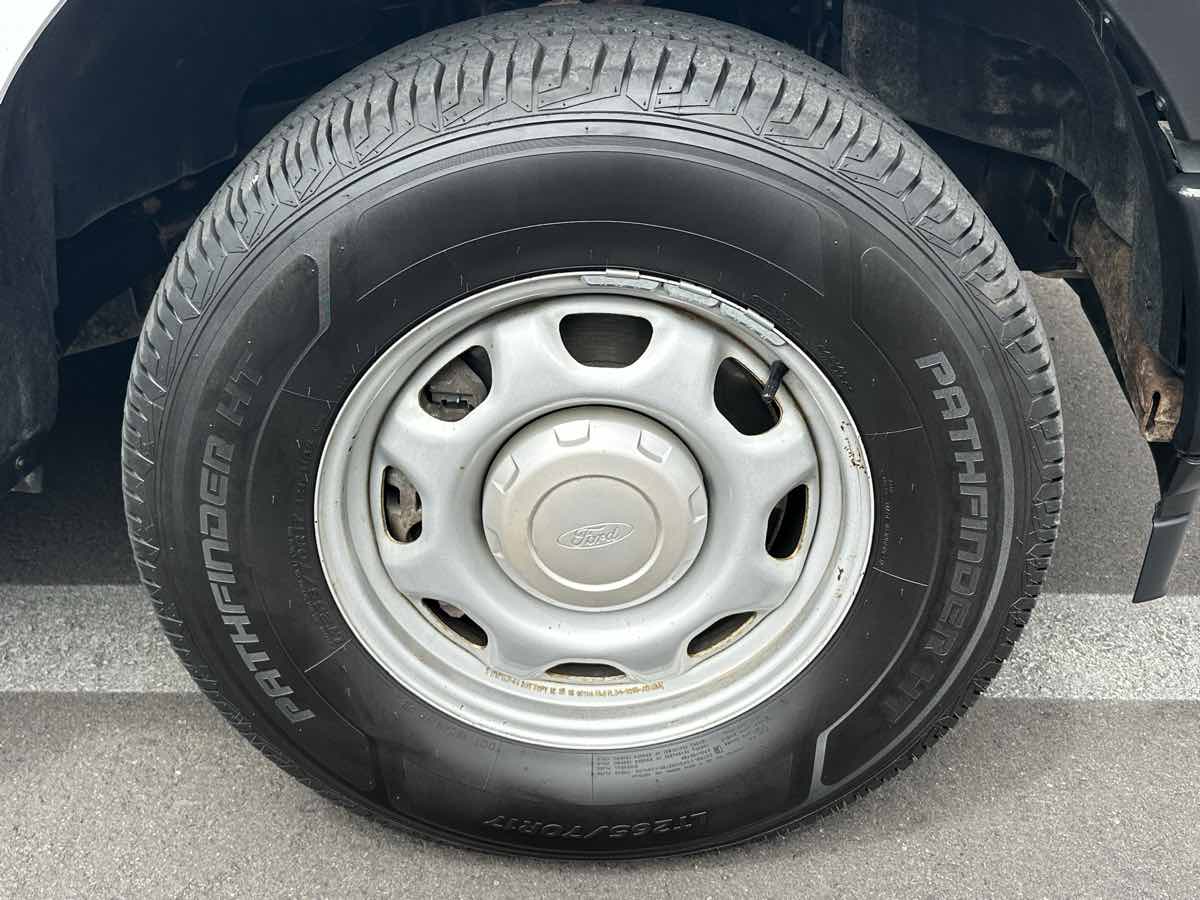 Ford F-150 photo 49