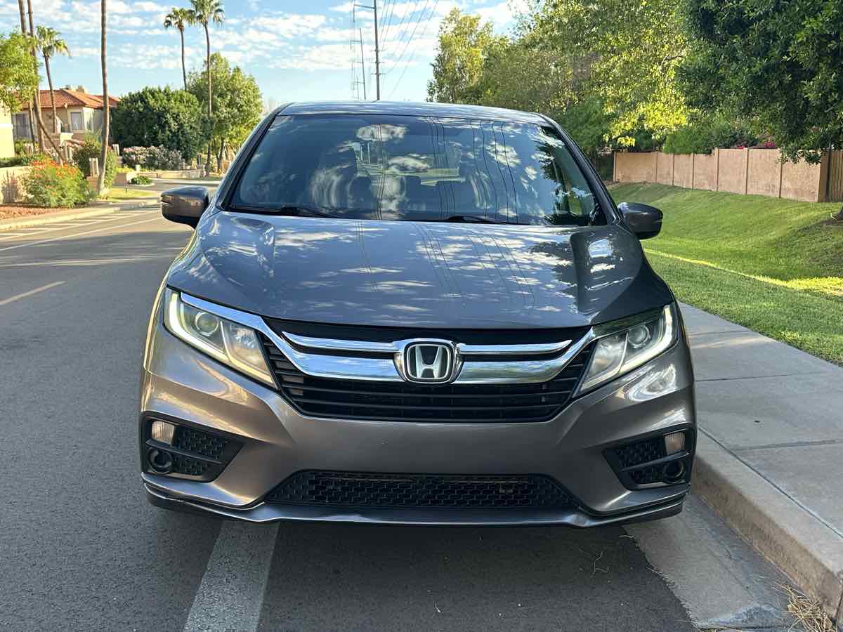 Honda Odyssey photo 3