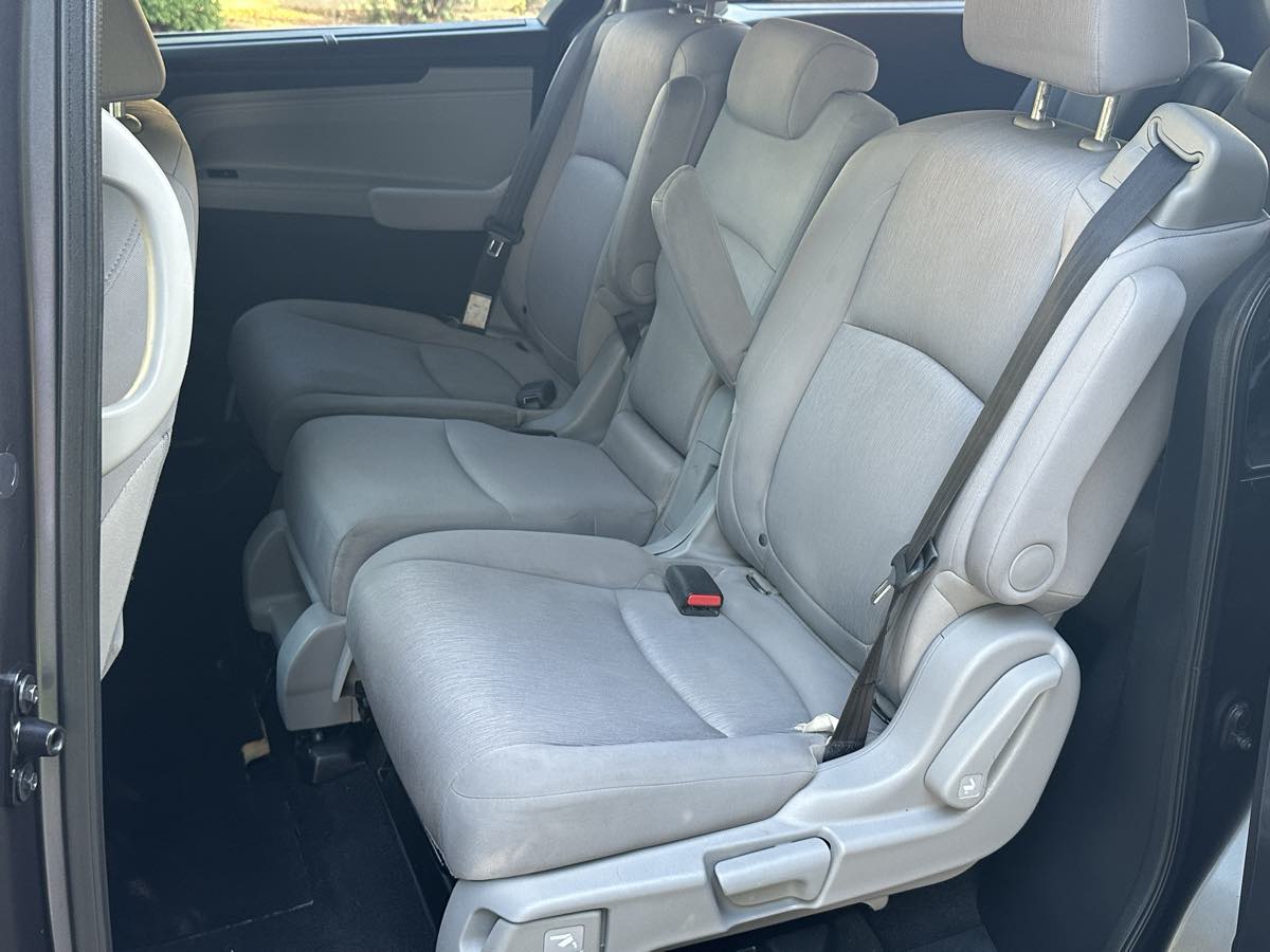 Honda Odyssey photo 16