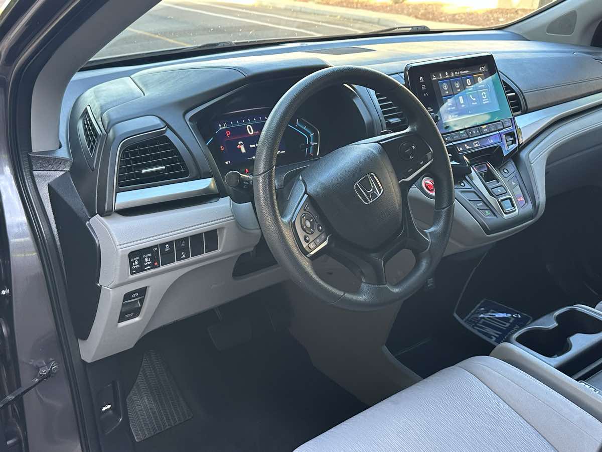 Honda Odyssey photo 25