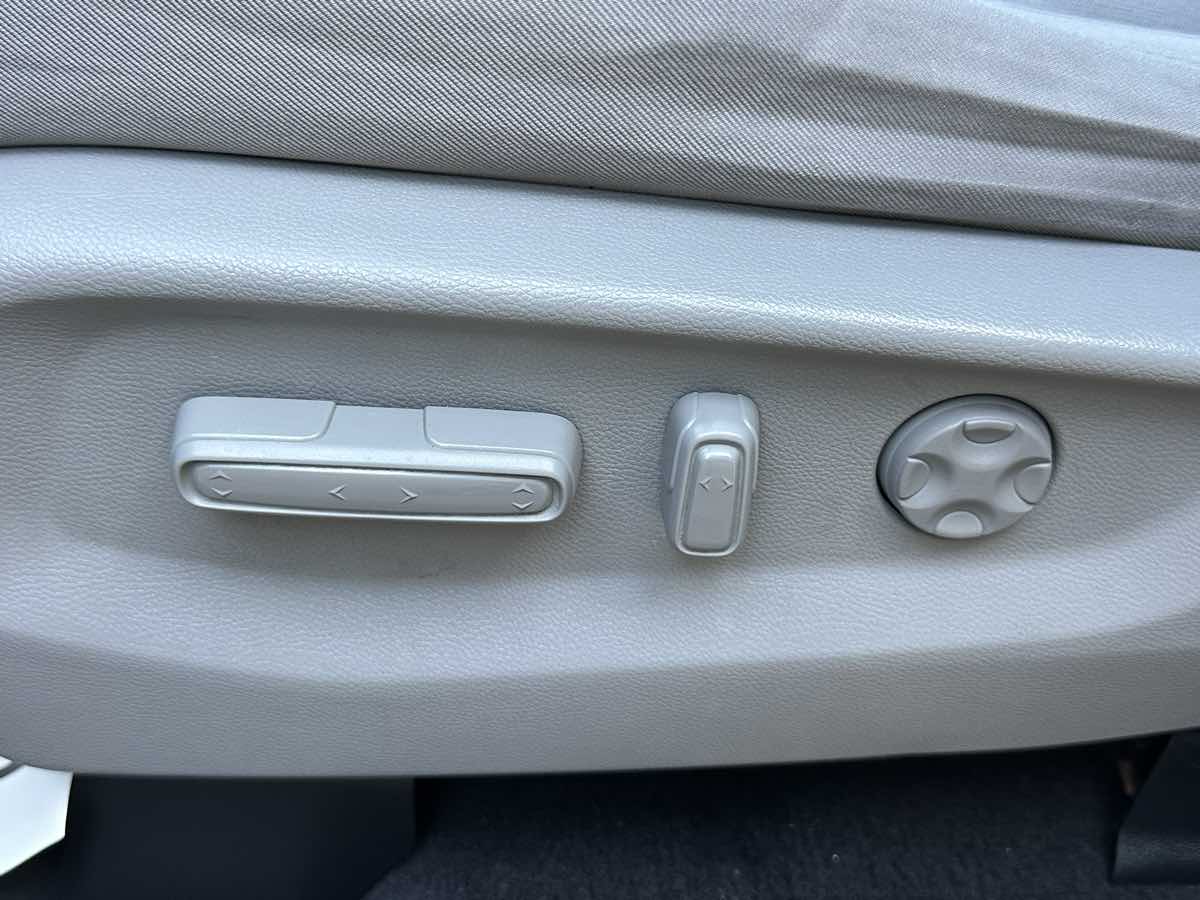 Honda Odyssey photo 28