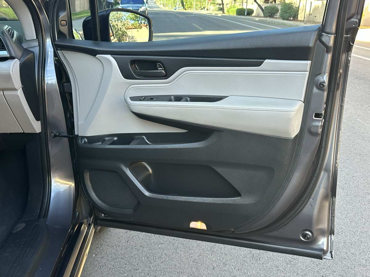 Honda Odyssey photo 46