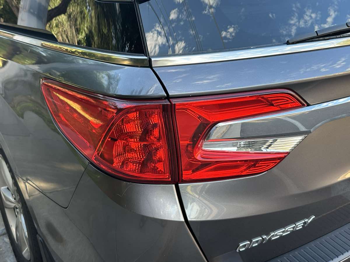 Honda Odyssey photo 51