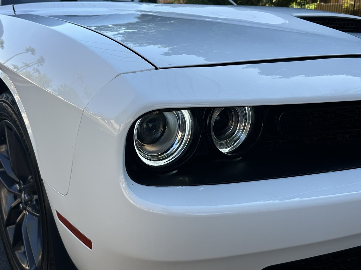 Dodge Challenger photo 38
