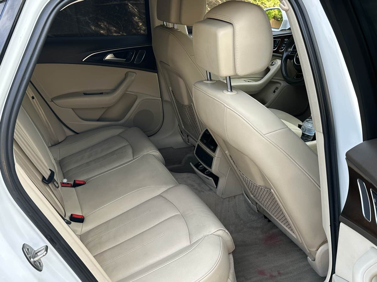 Audi A6 photo 10