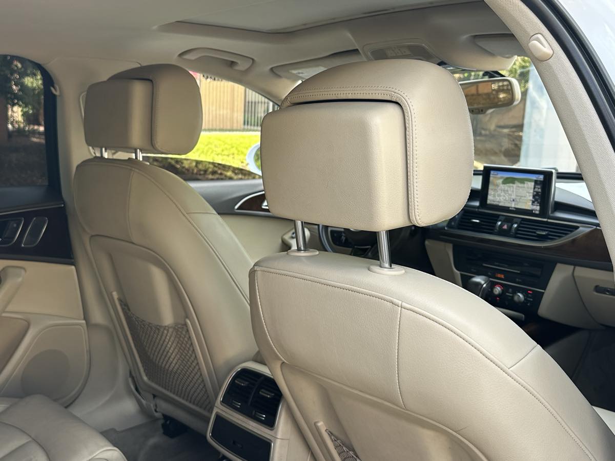 Audi A6 photo 11