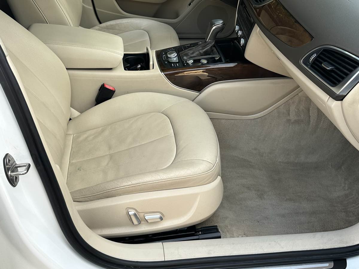 Audi A6 photo 16