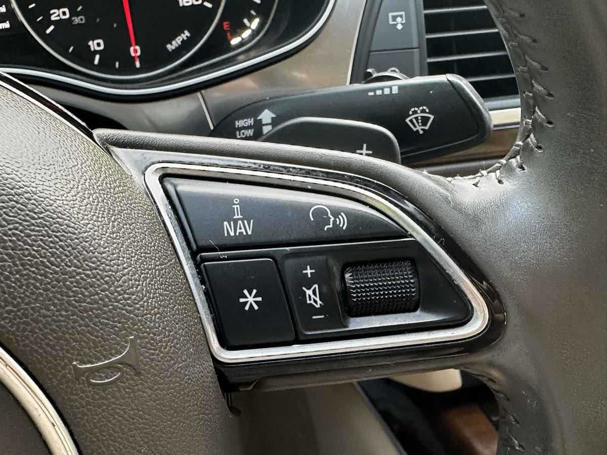 Audi A6 photo 28