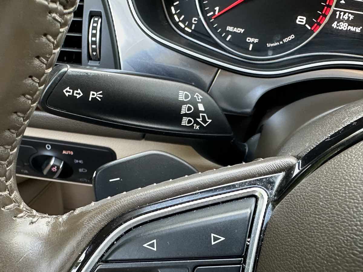 Audi A6 photo 31