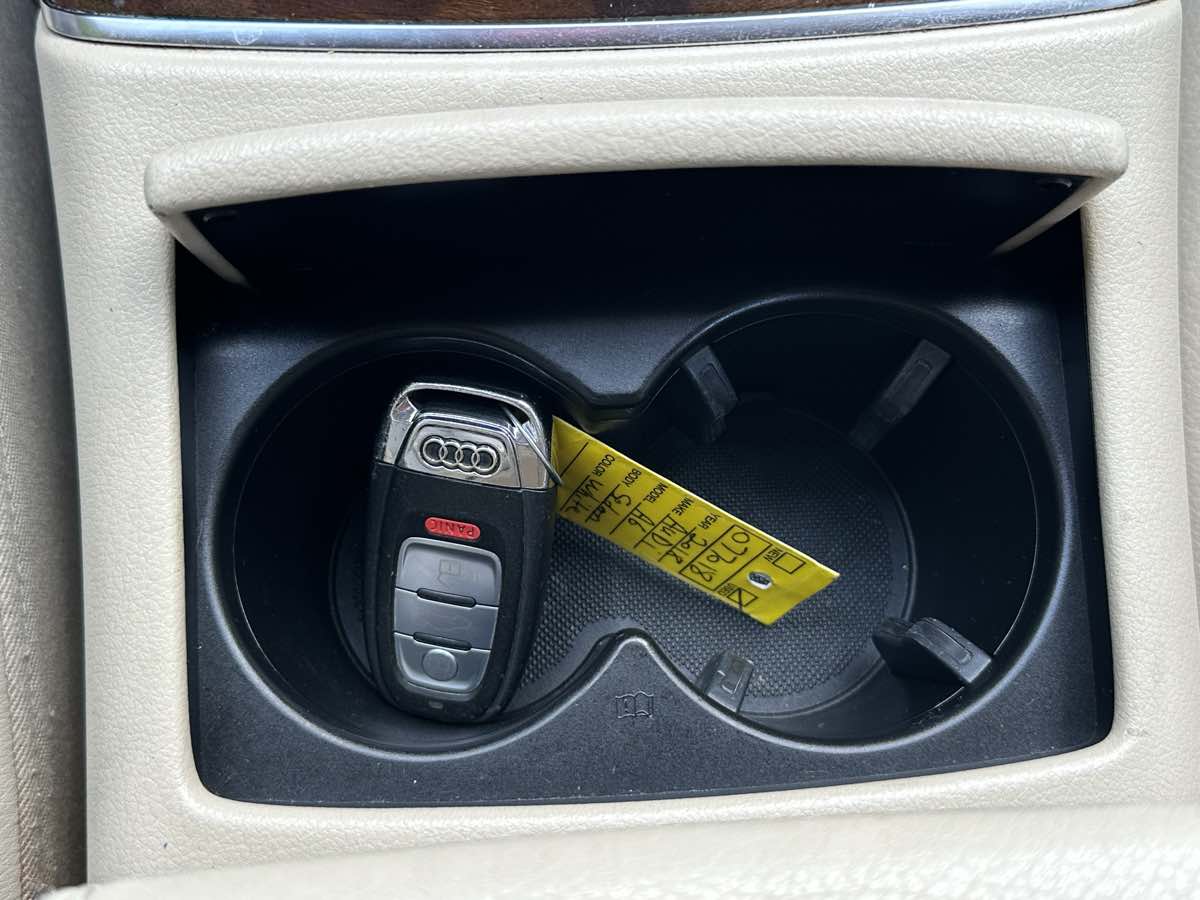 Audi A6 photo 36