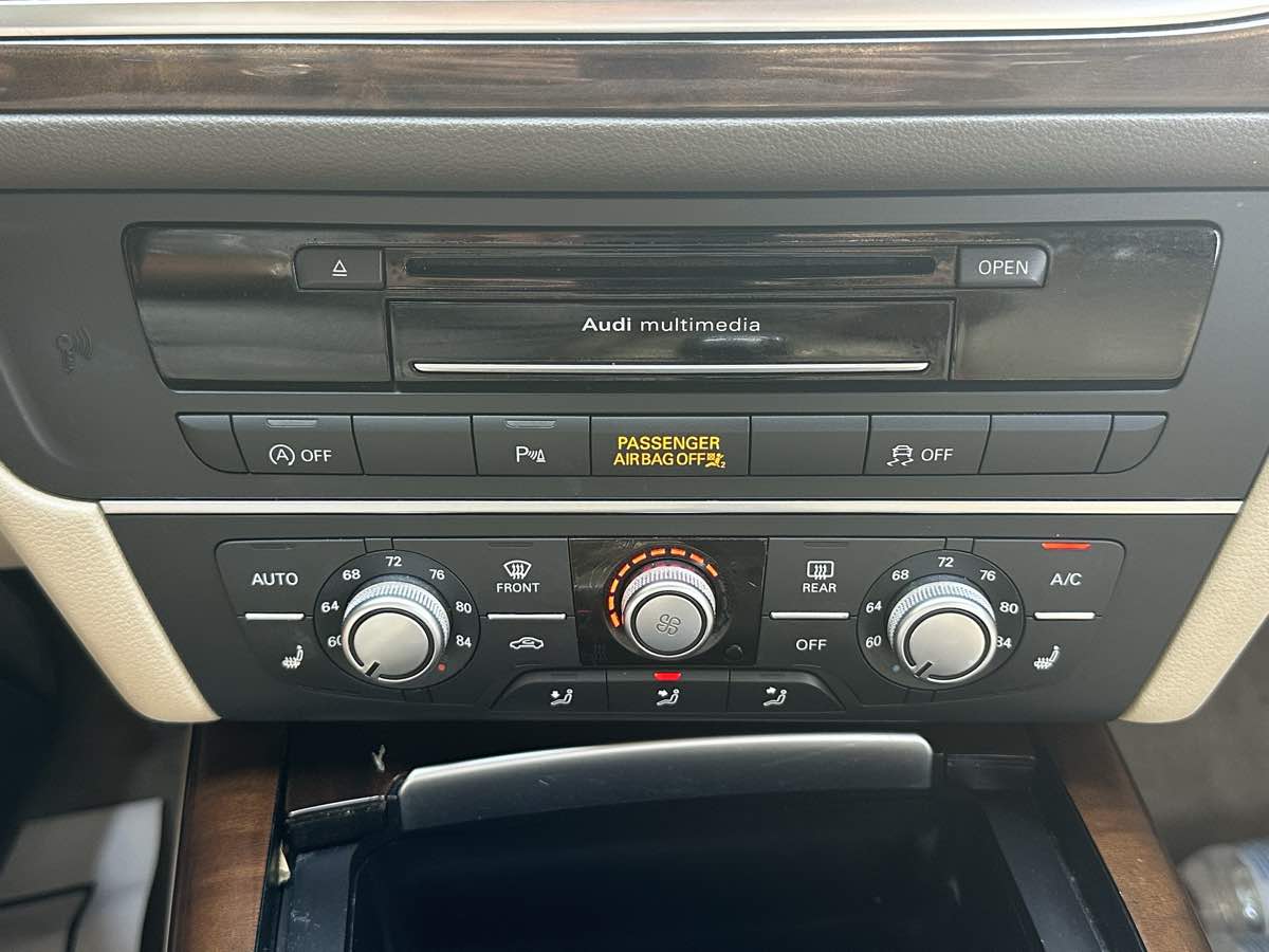 Audi A6 photo 37