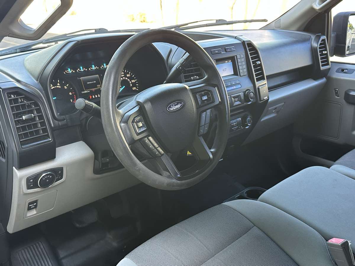 Ford F-150 photo 13