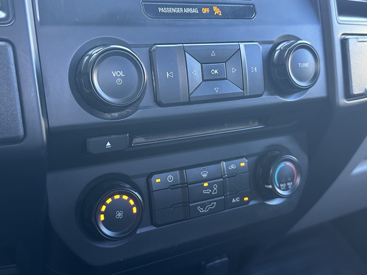 Ford F-150 photo 21