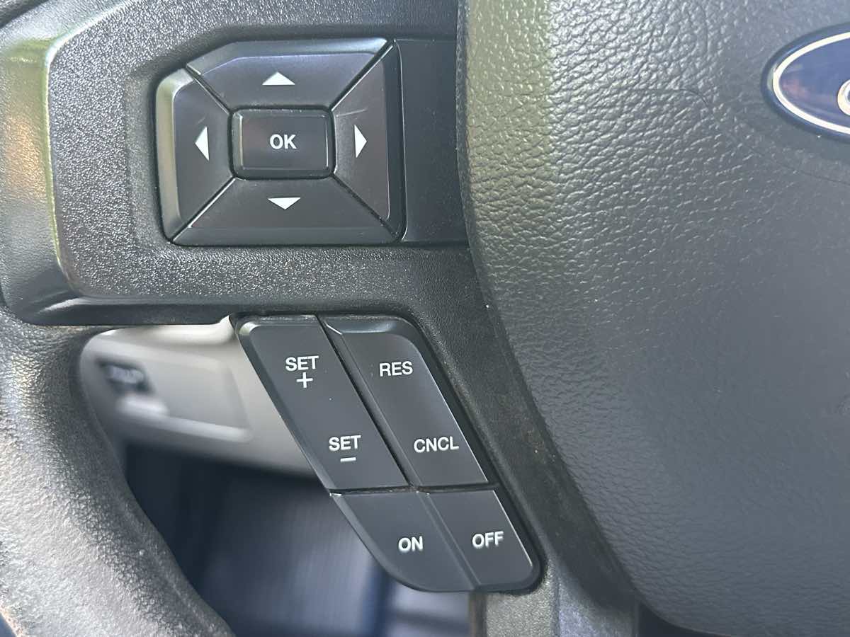 Ford F-150 photo 26