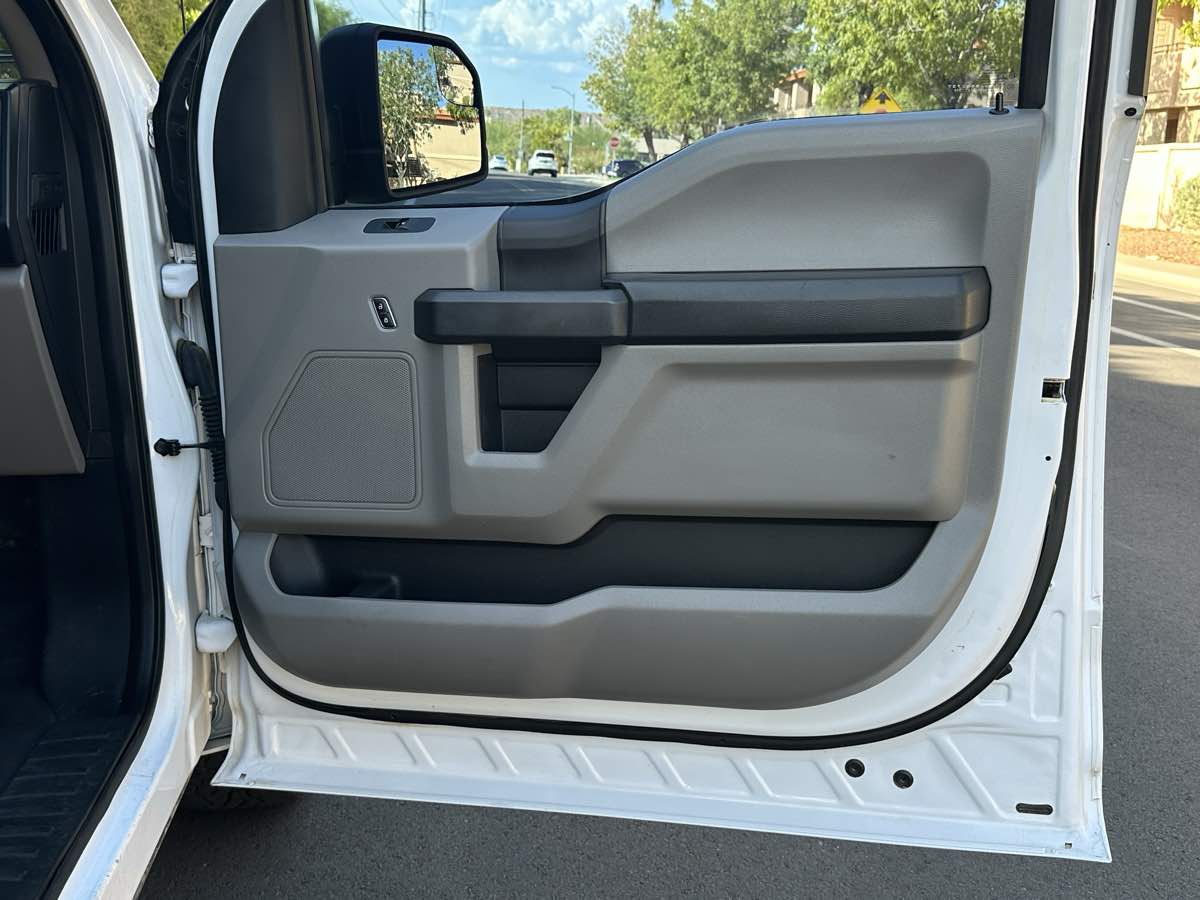 Ford F-150 photo 36
