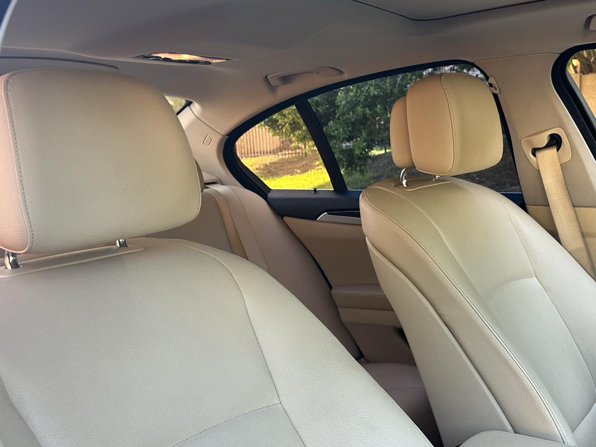 BMW 5 Series photo 25