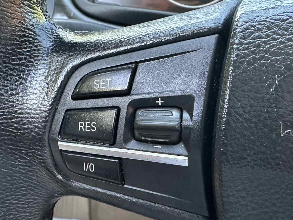 BMW 5 Series photo 31