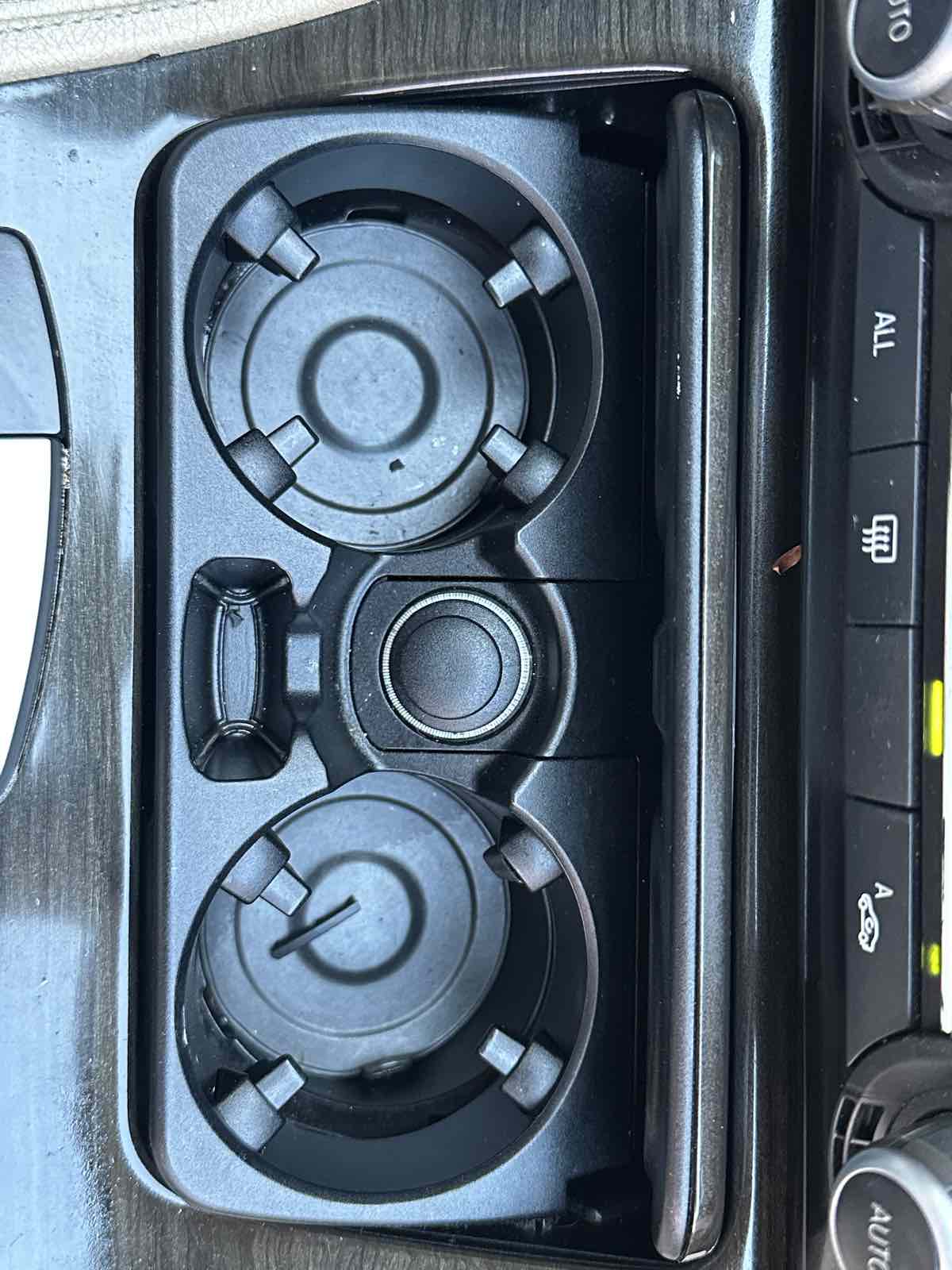 BMW 5 Series photo 38