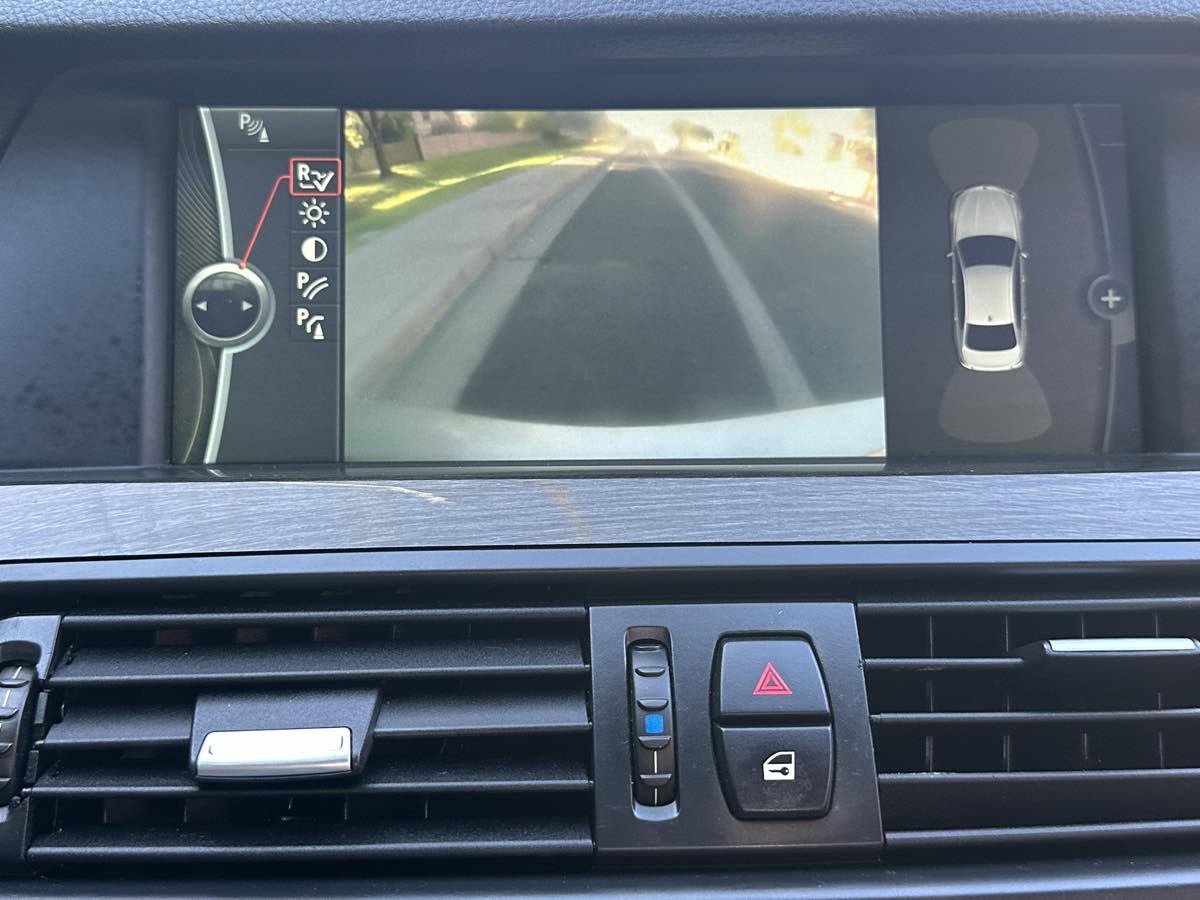 BMW 5 Series photo 39