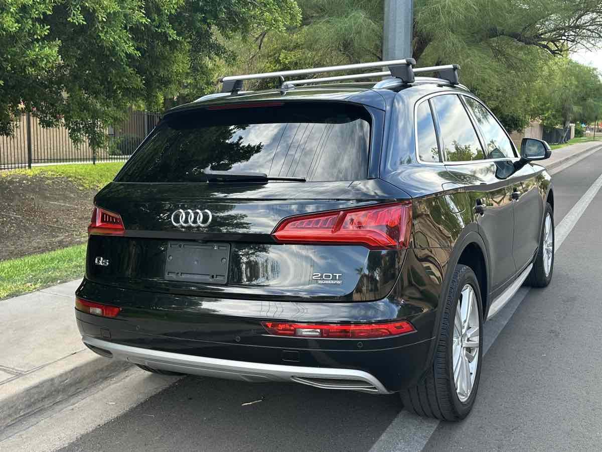 Audi Q5 photo 8