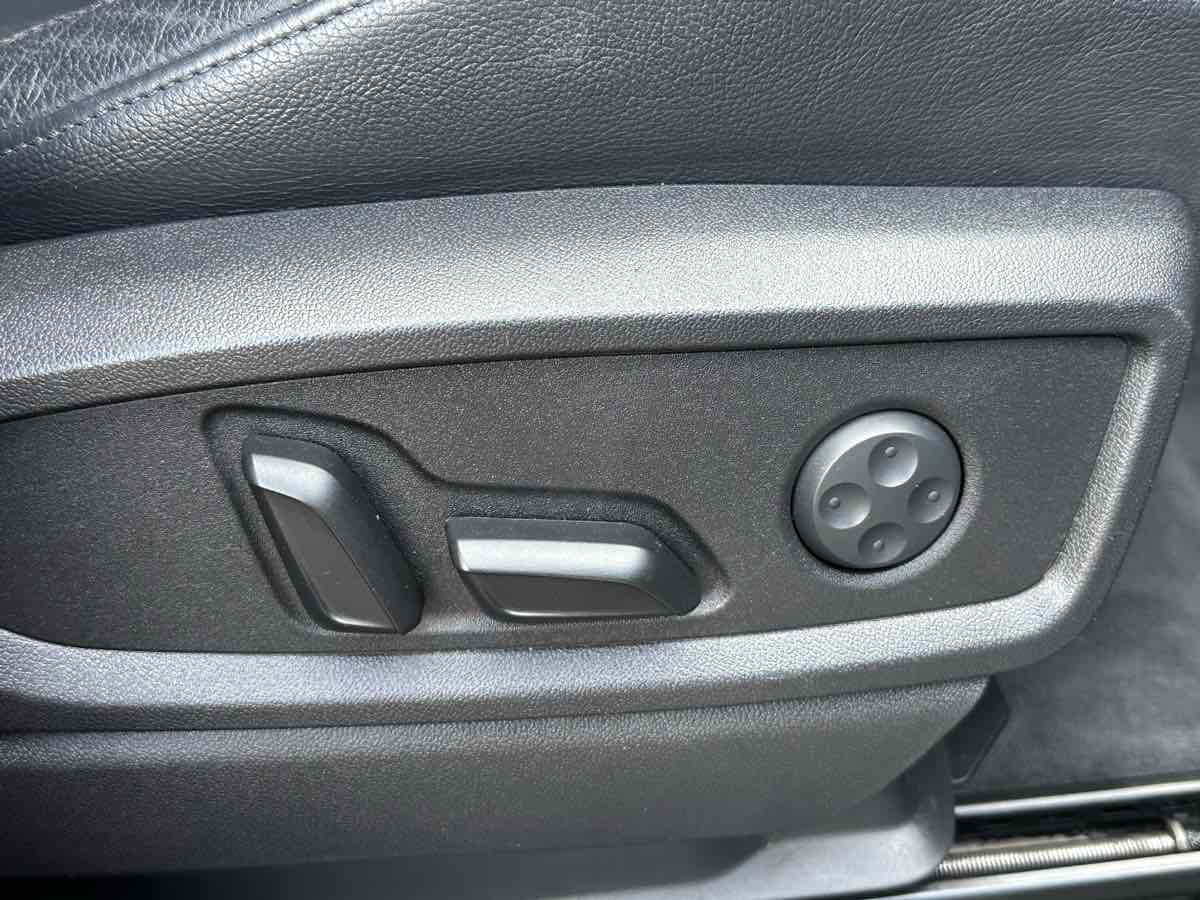 Audi Q5 photo 14