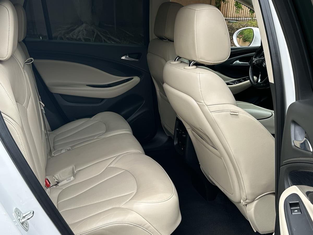 2017 Buick Envision Premium II - Photo 16