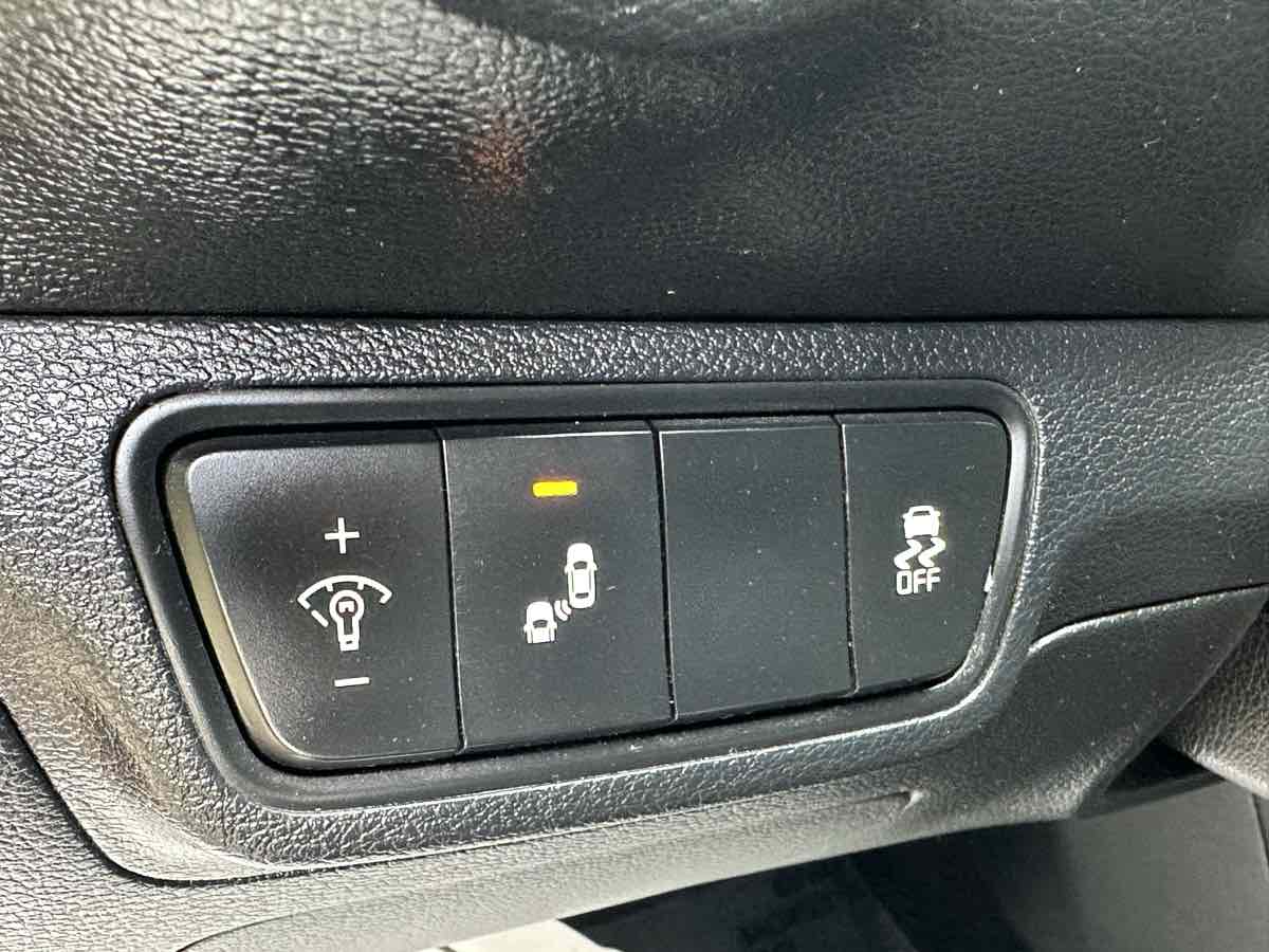Kia Forte photo 16