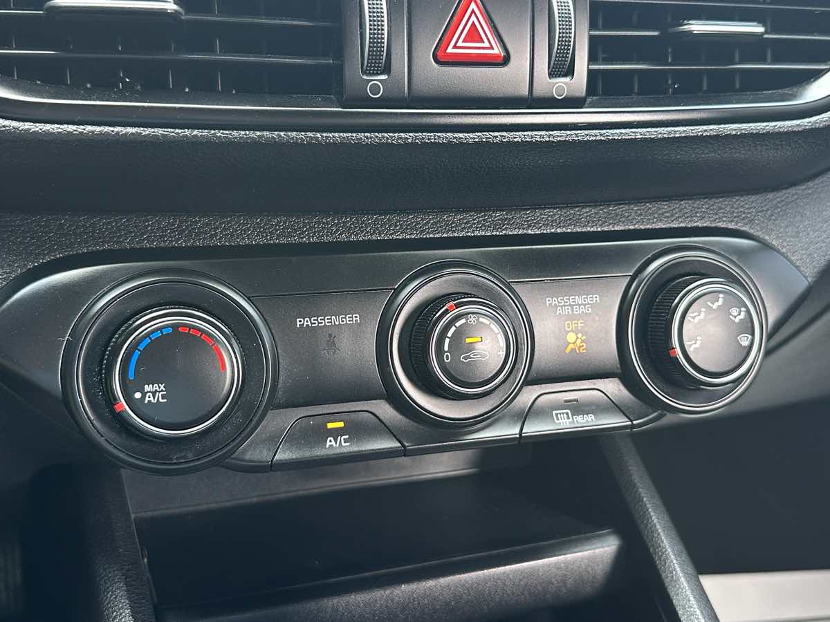 Kia Forte photo 33