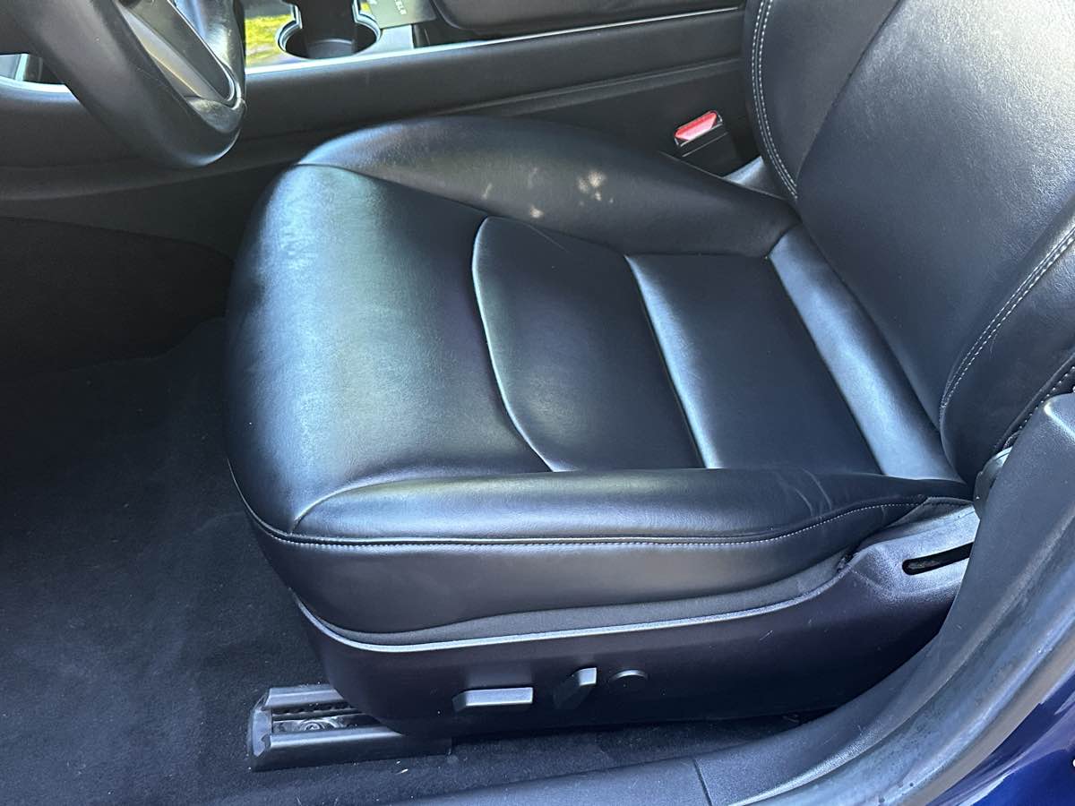 Tesla Model 3 photo 22
